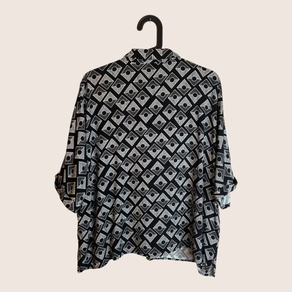 🖤 NUMPH BUTTON UP BLOUSE GEOMETRIC BLACK WHITE DESIGN SIZE EU 38 LARGE - Picture 2 of 4
